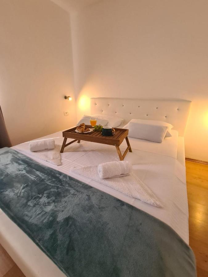 אומיס Villa Green Hill, Cista Velika, Imotski מראה חיצוני תמונה