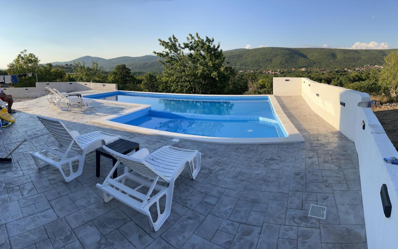 אומיס Villa Green Hill, Cista Velika, Imotski מראה חיצוני תמונה