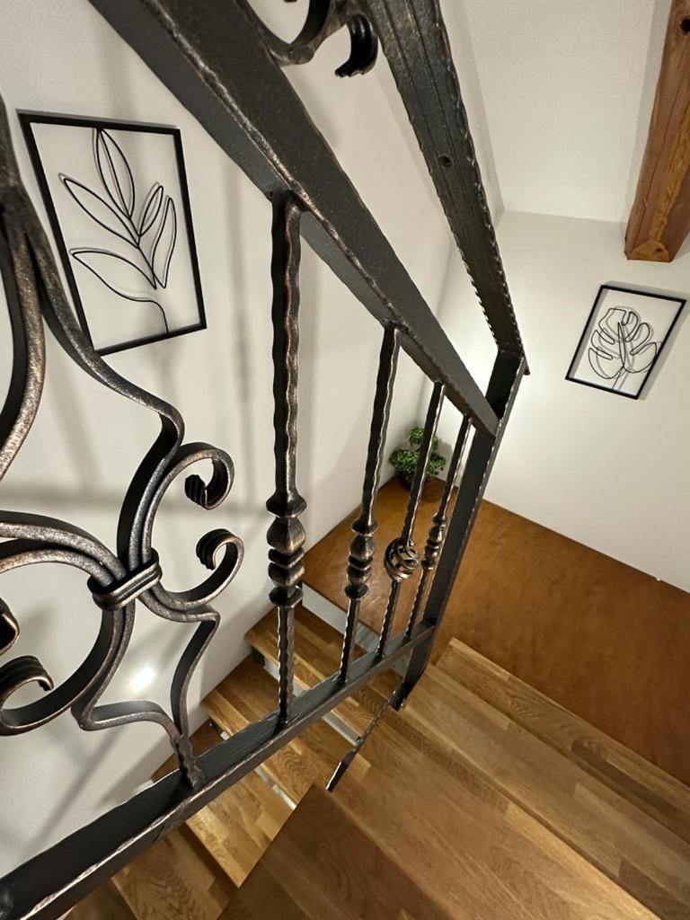 אומיס Villa Green Hill, Cista Velika, Imotski מראה חיצוני תמונה